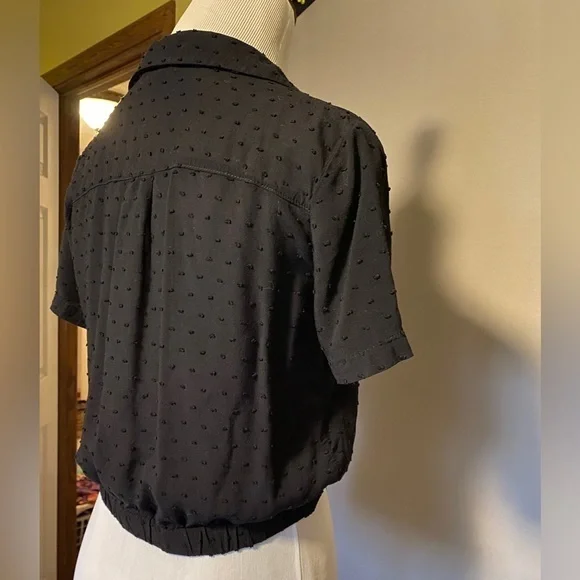 Black Polka Dot Crop Blouse with Black Tie Front and Buttons Size XS - Picture 10 of 11